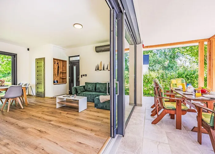 Semesterbostad Daniel By Interhome Balatonszarszo