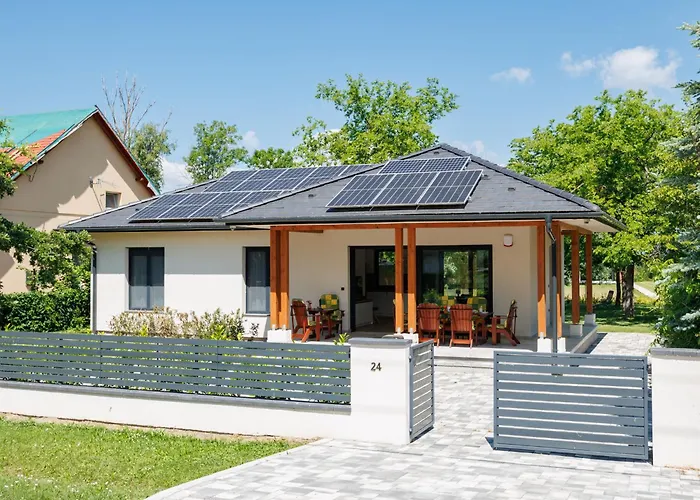 Semesterbostad Daniel By Interhome